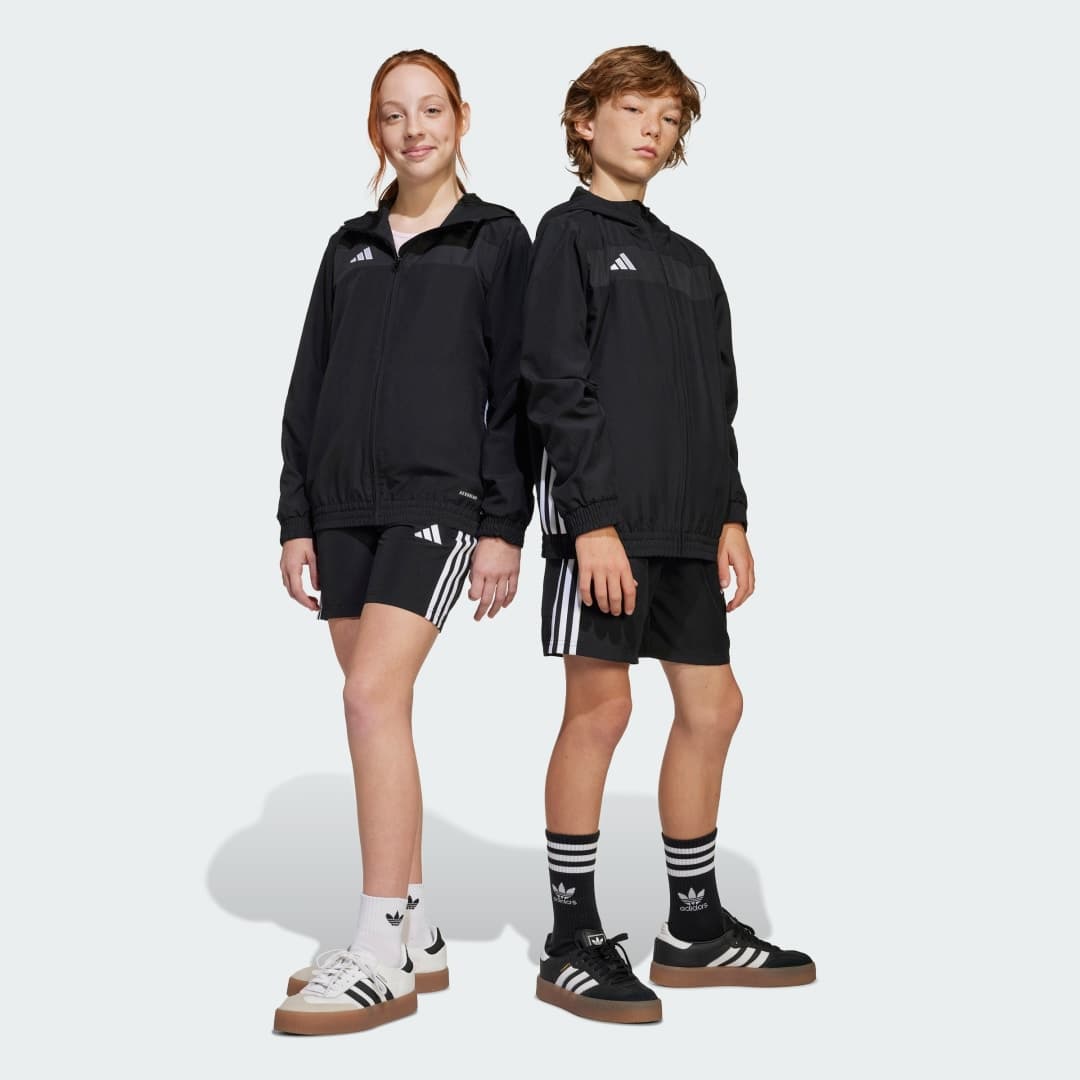 Szorty Tiro 25 Essentials Woven Kids